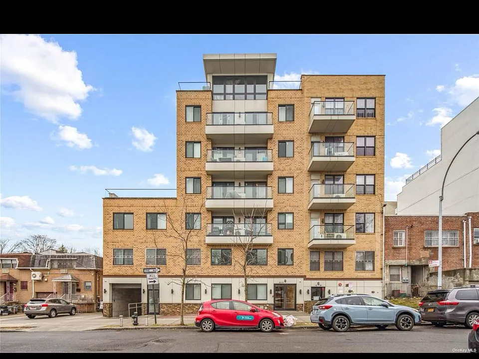 4232 147th St Apt 5b, Flushing