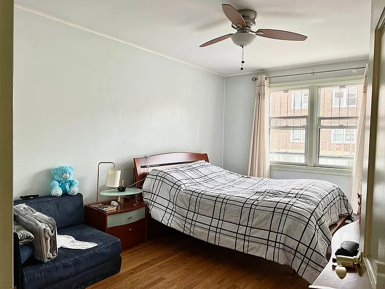 63rd Dr Floor 1, Forest Hills, Ny